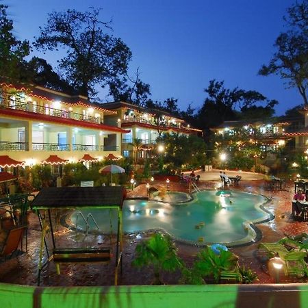 อดาโม เดอะ รีสอร์ต Hotel มาเทรัน ภายนอก รูปภาพ