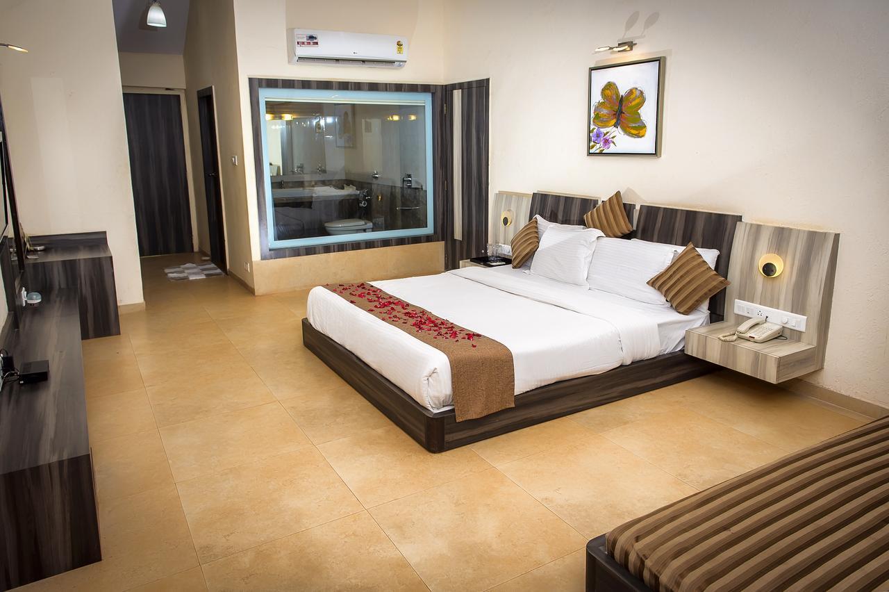 อดาโม เดอะ รีสอร์ต Hotel มาเทรัน ภายนอก รูปภาพ